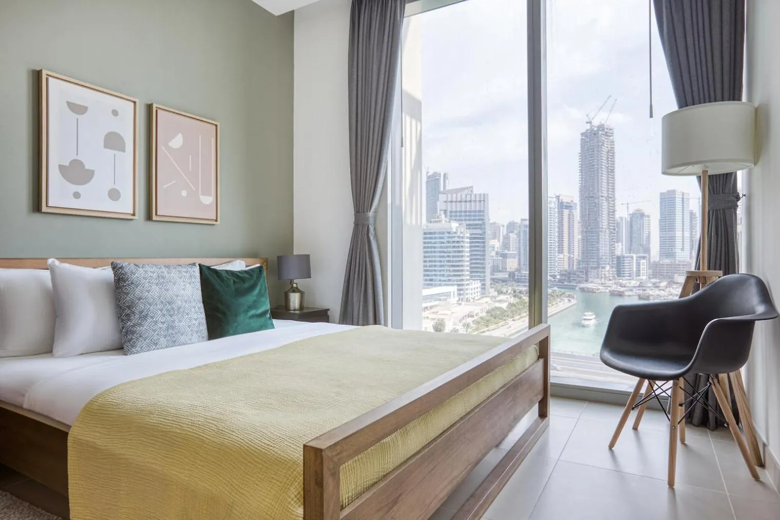 Blueground 5242 Tower Pool Elev Garage Dxb-922 Apartment Dubai United Arab Emirates